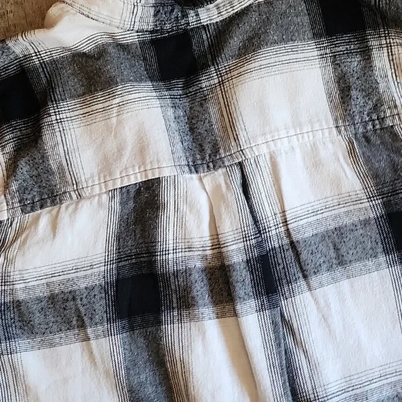 SO Black and White Plaid Cotton Flannel Long Sleeve Jr's size - Picture 6 of 8